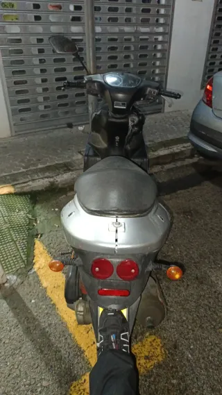 Daelim S-Five 49cc Scooter