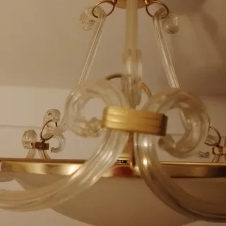 Lámpara de techo cristal y metal dorado