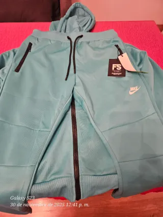 Chándal deportivo nuevo
