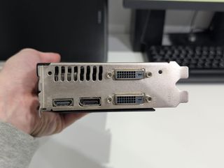 Tarjeta Gráfica Yeston RX 580 8GB GDDR5 2048SP