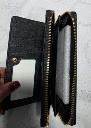 Cartera  camell ,beis  con Oso