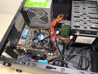 PC de escritorio Asus Core I5