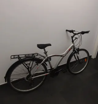 REBAJADA Bicicleta de paseo 6 marchas