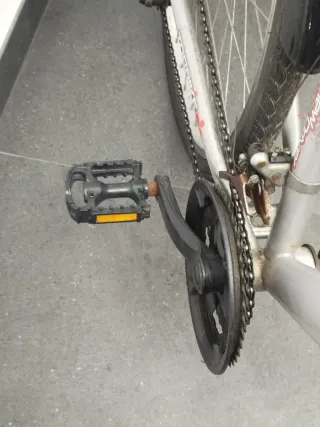 REBAJADA Bicicleta de paseo 6 marchas