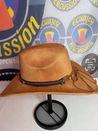 Sombrero Vaquero Marrón con Calavera
