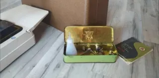 Máquina de coser Alfa negra