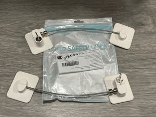 Seguros para armarios y cajones (2 uds)