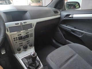 Opel Astra 2007