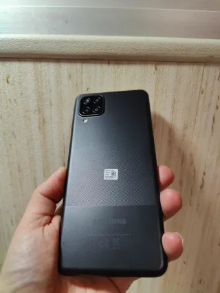 Samsung Galaxy A12  Negro 64 GB dual SIM + MicroSD