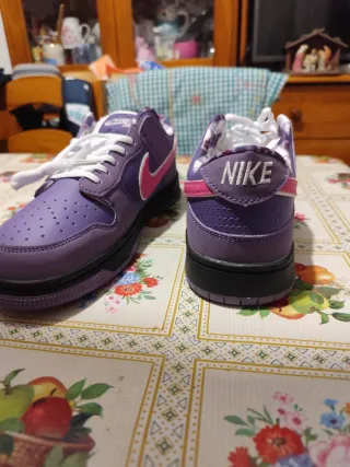 Nike Dunk SB Morado Blanco Talla 42 nuevas