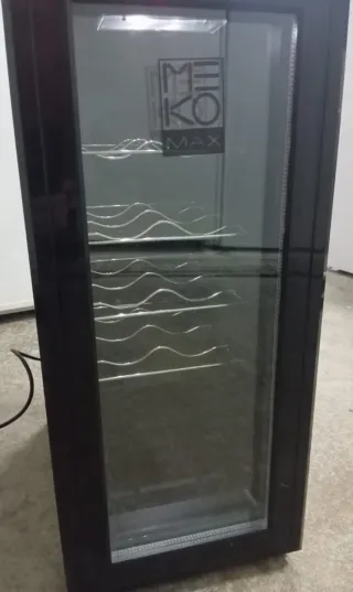 Nevera Botellero Cristal por solo 110€!