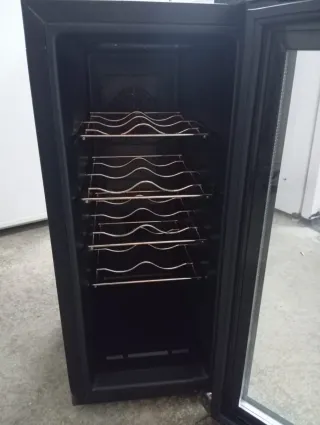 Nevera Botellero Cristal por solo 110€!