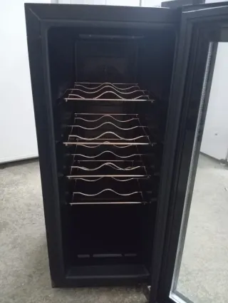 Nevera Botellero Cristal por solo 110€!