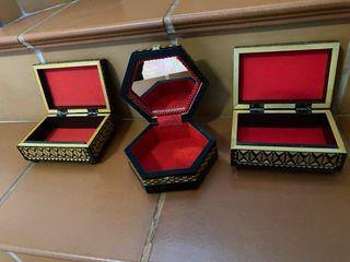 Cajas de madera con taracea artesanal