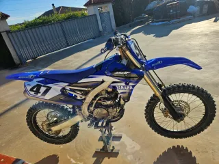 Yamaha YZ450F Motocross