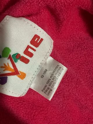 Mono nieve niña flores