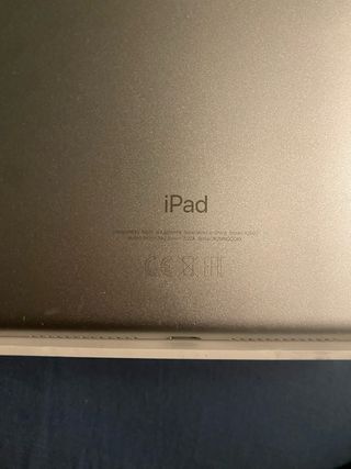 iPad 9ª Gen 64GB Plata,sin cargador,protector roto