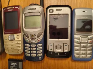 Lote móviles antiguos Alcatel, Nokia, Samsung, Sie