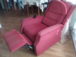 Sillón relax reclinable eléctrico.
