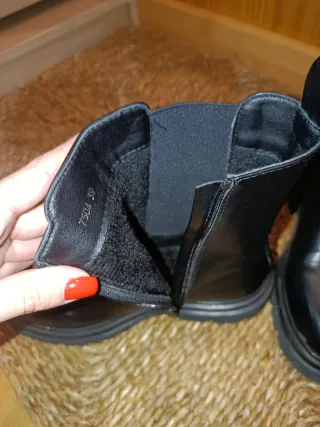 Botines negros talla 39