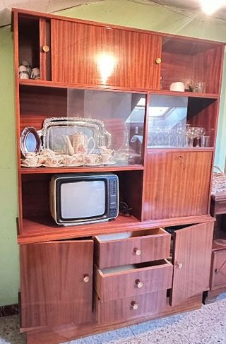 Conjunto 2 vitrinas vintage madera y cristal