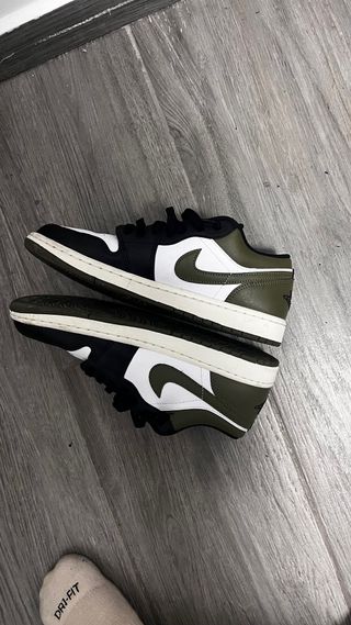 Nike Jordan 1 Low Negro Verde Oliva