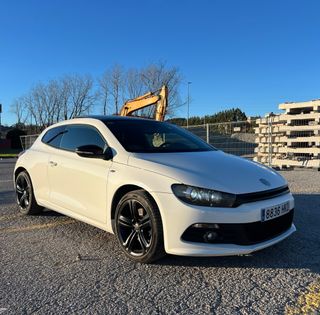 Volkswagen Scirocco 1.4 TSI 160cv DSG7 R-Line