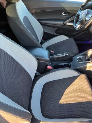 Volkswagen Scirocco 1.4 TSI 160cv DSG7 R-Line