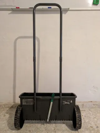 Gardol Carro Esparcidor Semillas ST 451