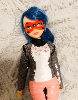 Muñeca Ladybug Fashion flip lentejuelas