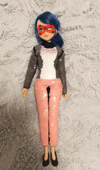 Muñeca Ladybug Fashion flip lentejuelas