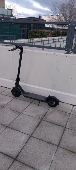 Patinete Eléctrico Xiaomi Essentials
