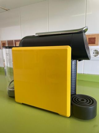 Cafetera Delta Cápsulas