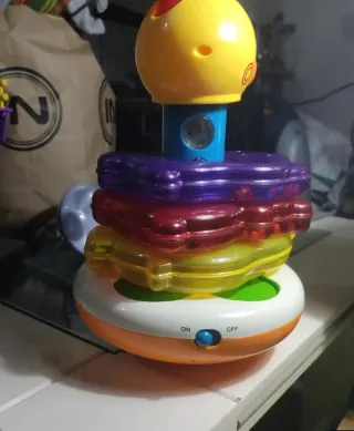 Pollito apilable para bebé