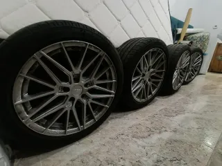Llantas de 5 tuercas