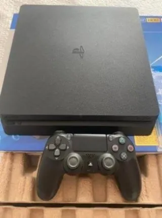 PS4 (PlayStation 4) Negra