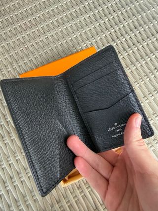 Cartera Louis Vuitton Negra/Gris