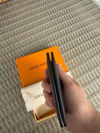 Cartera Louis Vuitton Negra/Gris