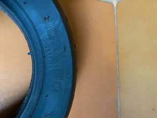 Neumático y cámara patinete 10x2.50