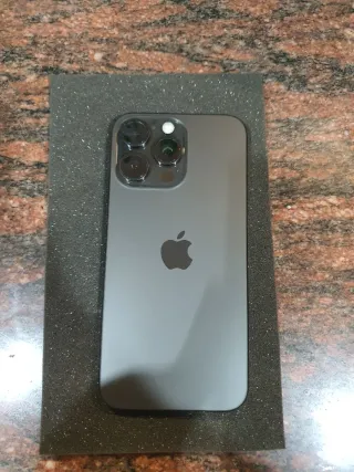 iPhone 15 Pro Max Negro - 256GB