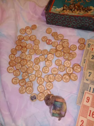 Bingo Antiguo con fichas y tablero