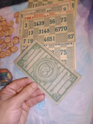 Bingo Antiguo con fichas y tablero