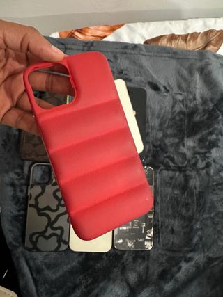 8 custodie per iPhone 12 Pro Max