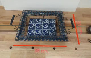 Bandeja metálica decorada