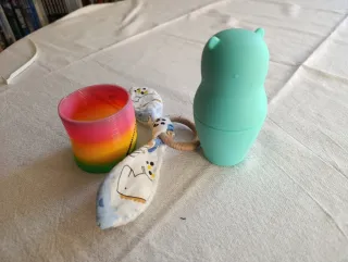 Lote bebé: .muñeca rusa silicona mordedor y muell