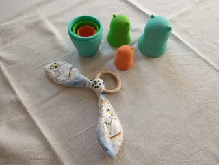 Lote bebé: .muñeca rusa silicona mordedor y muell