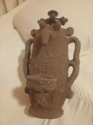 Jarrón de cerámica artesanal