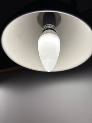 Lámpara de pared estilo industrial con bombillas