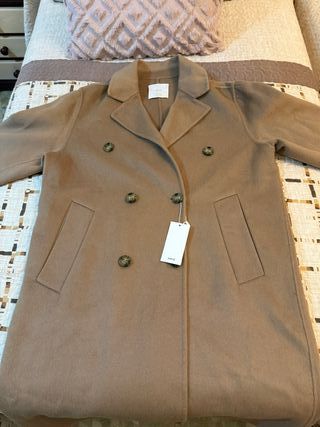 Abrigo Mango oversize marrón