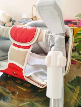 Silla adaptable Brevi para bebé